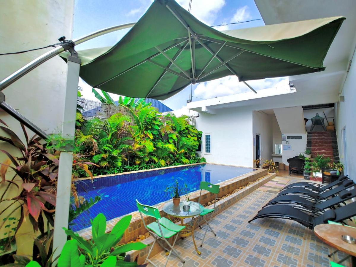 Bed & Bedzzz Hostel Siem Reap Exterior foto
