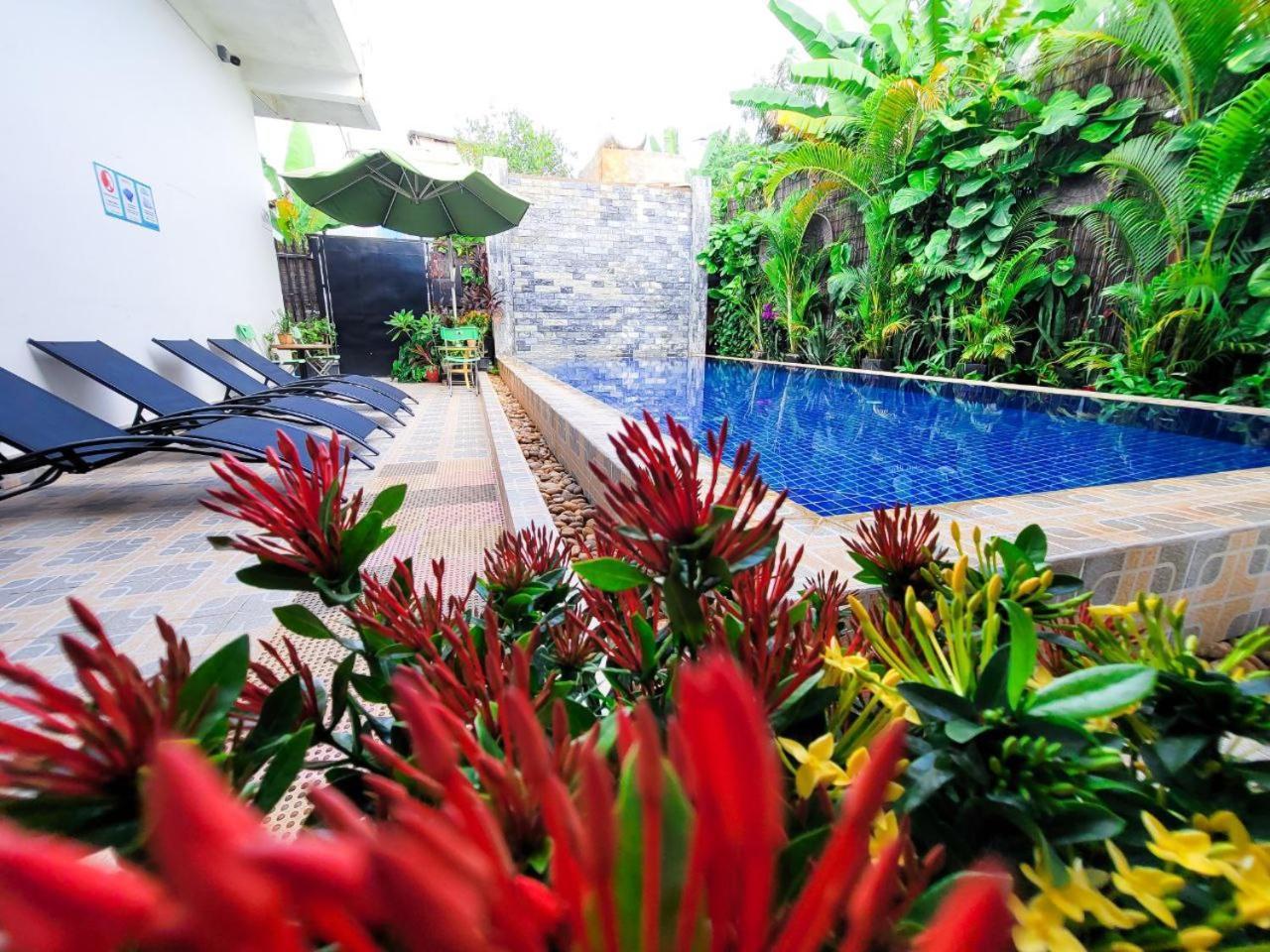 Bed & Bedzzz Hostel Siem Reap Exterior foto