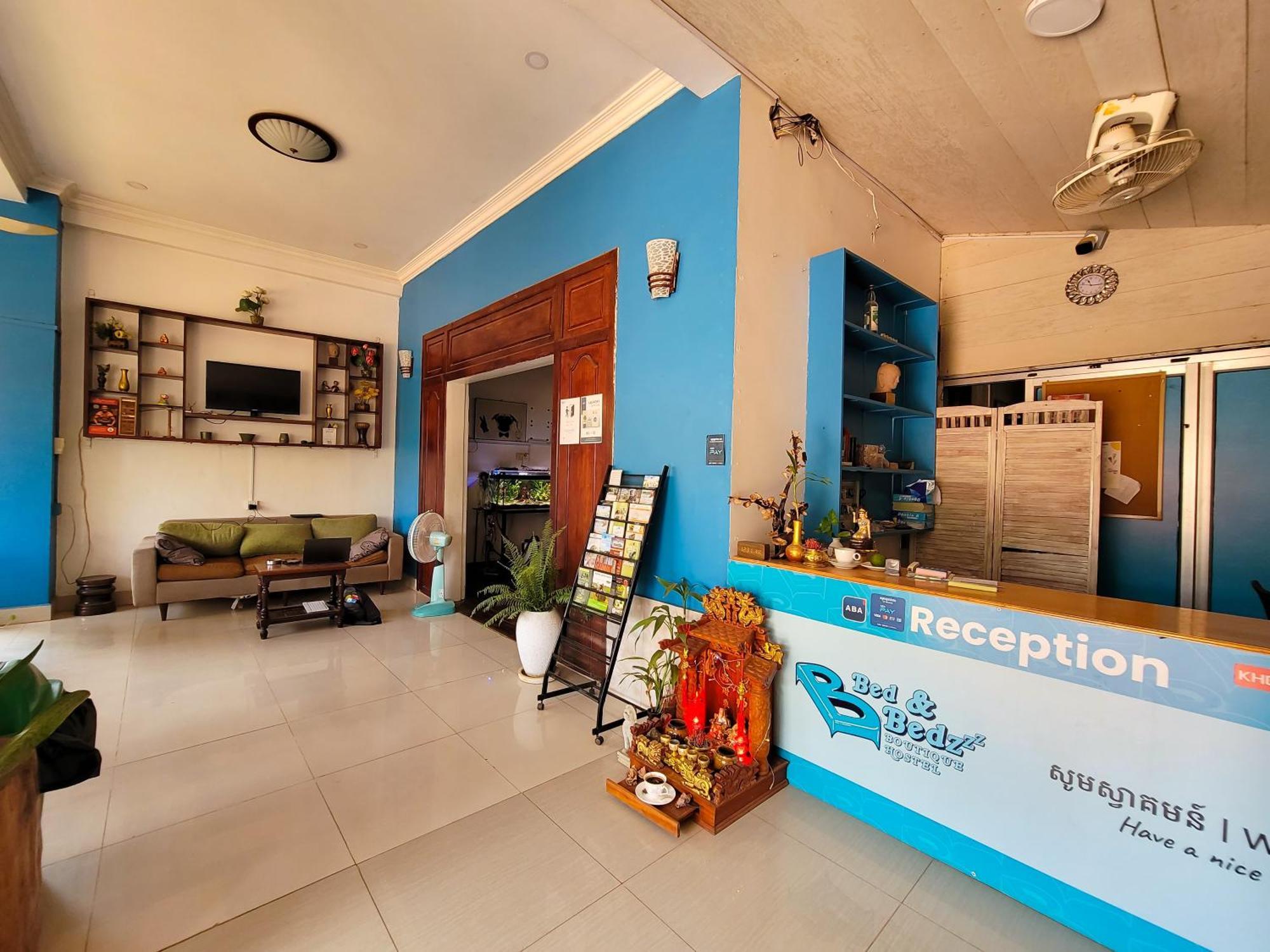 Bed & Bedzzz Hostel Siem Reap Exterior foto